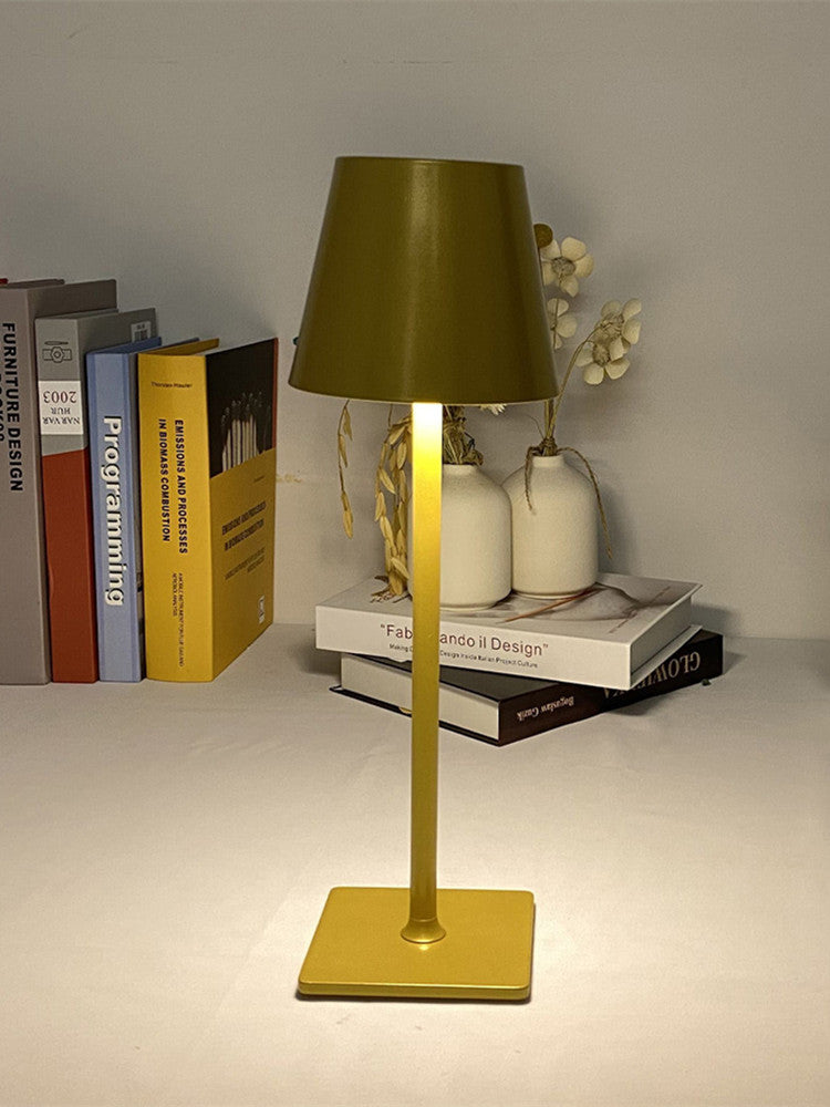 Retro Atmosphere Table Lamp Study Eye Protection Table Lamp USB Rechargeable Living Room Bedside Lamp Restaurant Bar Rotatable Table Lamp
